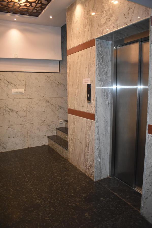 Hotel Ur Comforts Jayanagar Bangalore Buitenkant foto