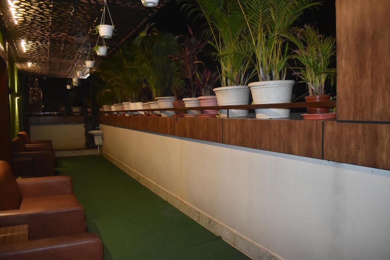 Hotel Ur Comforts Jayanagar Bangalore Buitenkant foto