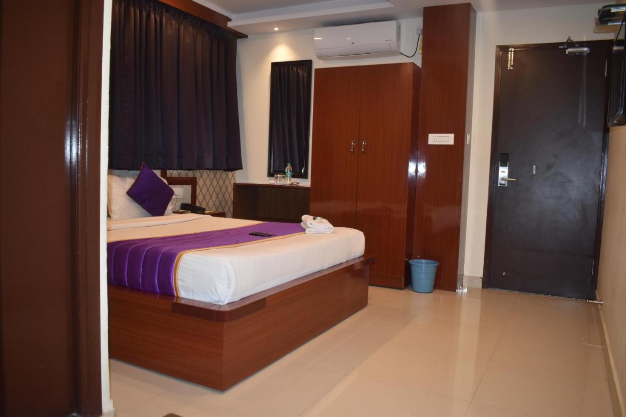 Hotel Ur Comforts Jayanagar Bangalore Buitenkant foto