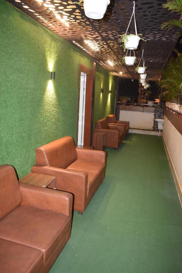 Hotel Ur Comforts Jayanagar Bangalore Buitenkant foto
