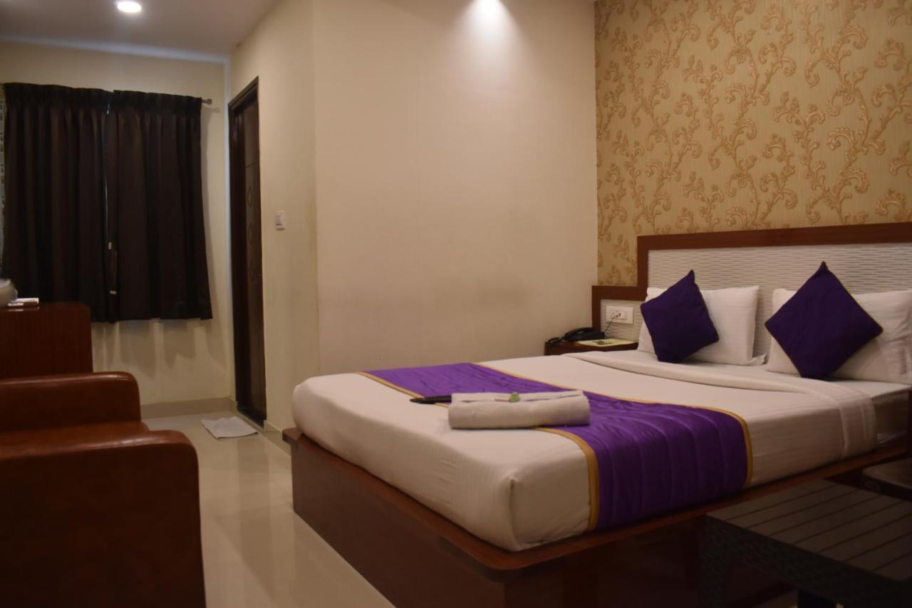 Hotel Ur Comforts Jayanagar Bangalore Buitenkant foto