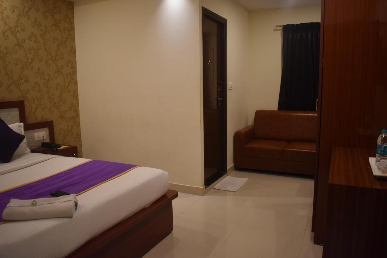 Hotel Ur Comforts Jayanagar Bangalore Buitenkant foto