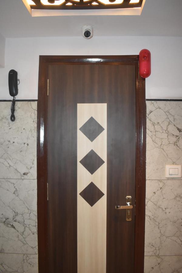 Hotel Ur Comforts Jayanagar Bangalore Buitenkant foto