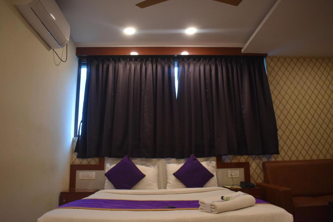 Hotel Ur Comforts Jayanagar Bangalore Buitenkant foto