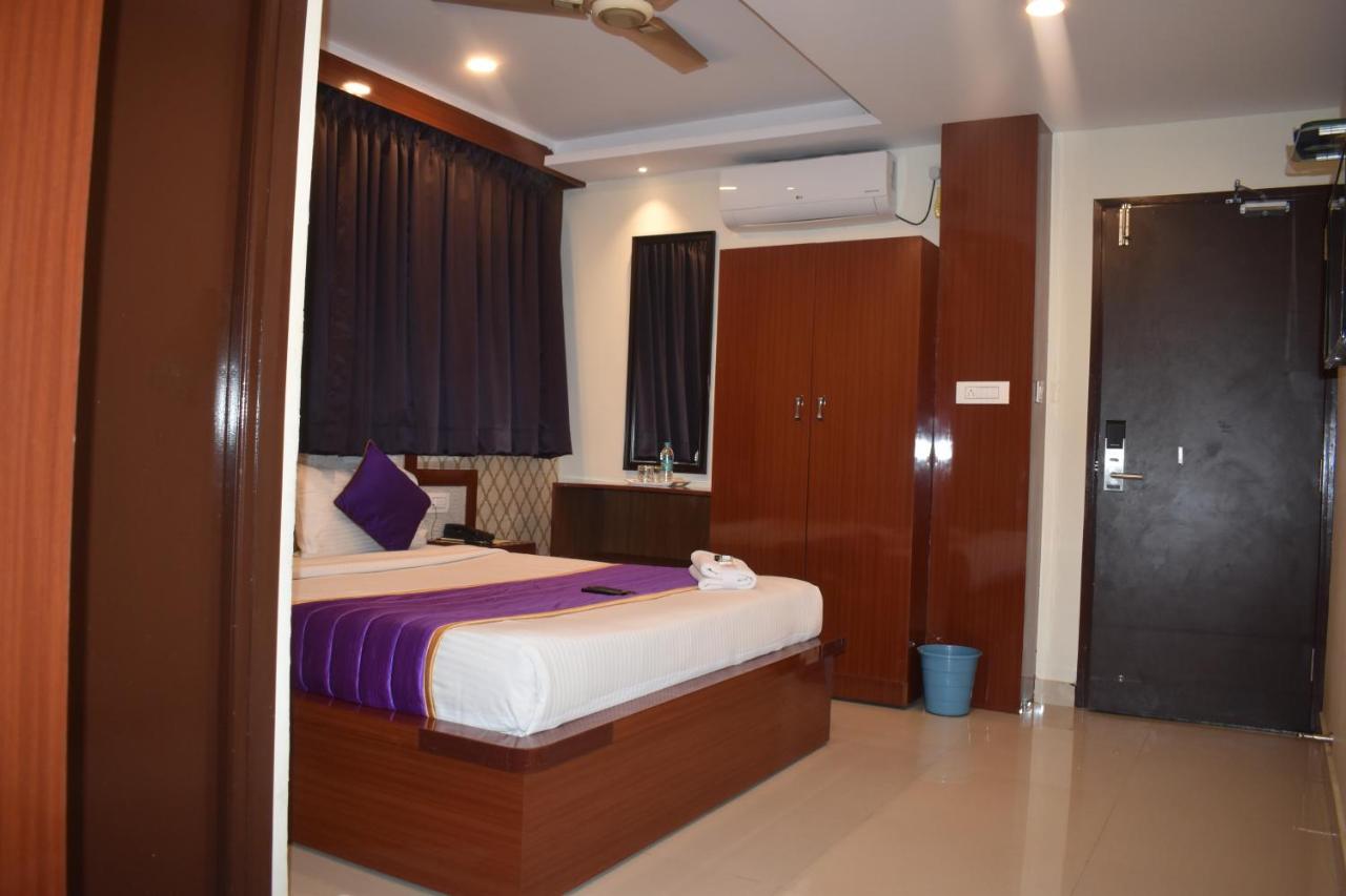 Hotel Ur Comforts Jayanagar Bangalore Buitenkant foto